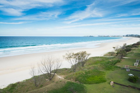 San Simeon Beachfront Apartments Tugun - Accommodation Tasmania 0