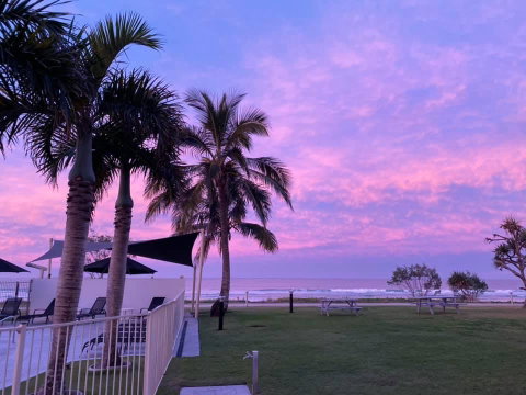 San Simeon Beachfront Apartments Tugun - Accommodation Tasmania 2