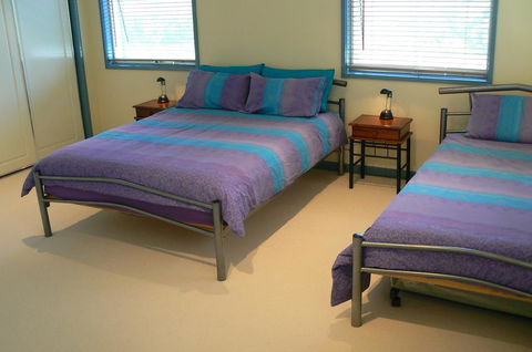 Sandy Point Beach Escape 2 Bedroom Apartment - Accommodation Tasmania 3