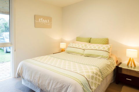 Sandy Point Hideaway - Accommodation Tasmania 3
