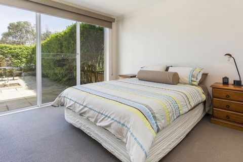 SEA GRANGE - MORNINGTON - Accommodation Tasmania 1
