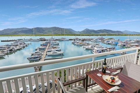 Shangri-La Hotel, The Marina, Cairns - Accommodation Tasmania 2