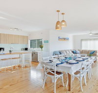 Sienna by the Sea - spacious coastal getaway - Accommodation Tasmania