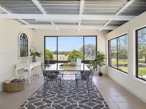 Silky Oak Cottage - Cosy With Country Views - Accommodation Tasmania 0