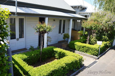 Sleepy Hollow - Accommodation Tasmania 0