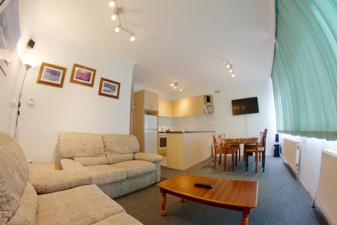 Snow Ski Apartments 05 - Accommodation Tasmania 1