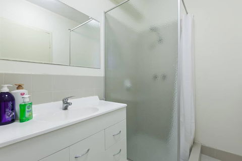 South Perth Perfect Location Free WIFI & Parking - Accommodation Tasmania 3