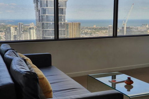 Southern Cross Flat With Sky, City, And Sea Views - Accommodation Tasmania 3