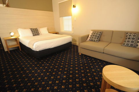 Sovereign Hill Hotel - Accommodation Tasmania 2