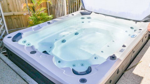 Spa Haven 17B Ocean View - Accommodation Tasmania 2