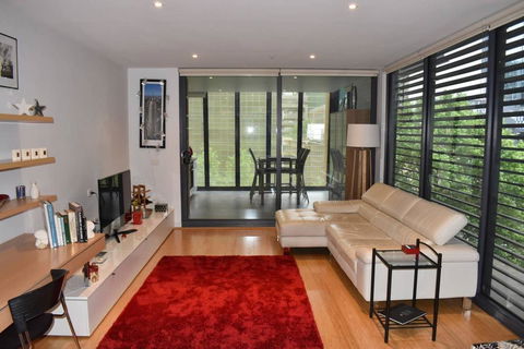 Spacious Apartment In The Heart Of Melbourne's CBD - Accommodation Tasmania 0