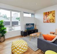 Spacious Carlton 1 bedroom Apt With Secure Parking - Accommodation Tasmania