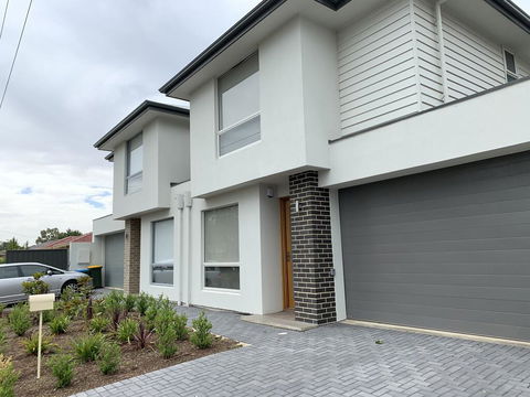 Spacious Rooms Home-Stay With Free Wifi - Accommodation Tasmania 1