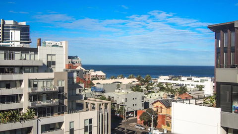 Spacious Seaviews - StayCentral - Accommodation Tasmania 0