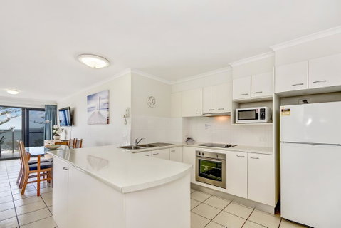 SPIN13- ESCAPE TO MOOLOOLABA - Accommodation Tasmania 2