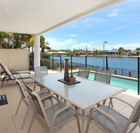 St Lucia 11 - 4 BDRM Canal Home with Pool - Accommodation Tasmania