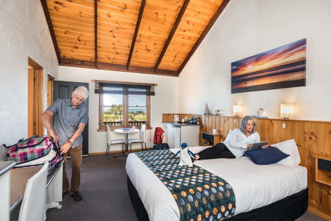 Stanley Seaview Inn - Accommodation Tasmania 1