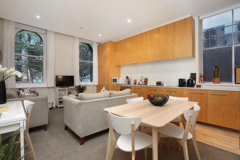 StayCentral Merigold On Collins - Accommodation Tasmania 1