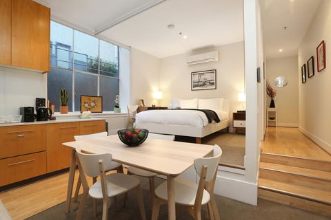 StayCentral Merigold On Collins - Accommodation Tasmania 3