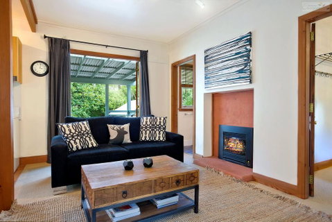 Stonewall Cottage For Two With Fireplace - Accommodation Tasmania 2