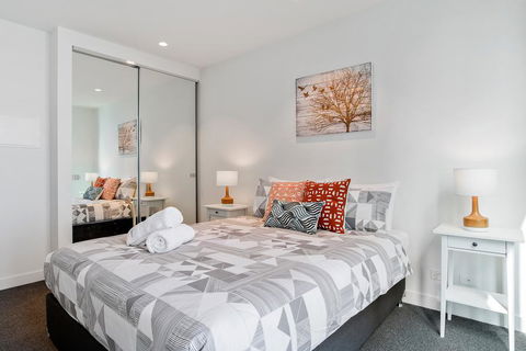 Studio# On EQ Tower - Accommodation Tasmania 1