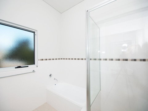 Stunning Holiday Townhouse - Accommodation Tasmania 1
