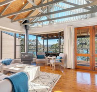 STUNNING WATERFRONT ESCAPE AT DALEYS POINT - Accommodation Tasmania