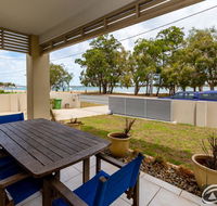 Stunning Waterfront Home with pool - Sylvan Beach Esp Bellara - Accommodation Tasmania