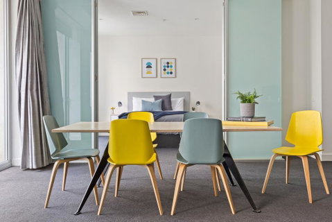 Stunning, Central Huge CBD Pad, Free WiFi, Netflix - Accommodation Tasmania 0