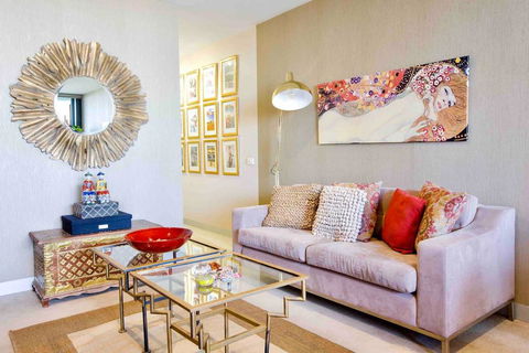 Stylish 1 Bedroom Apartment Amazing City Views - Accommodation Tasmania 0