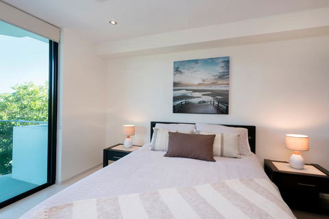 Stylish Beach Side Apartment - Unit 5 - 33 Lorikeet Drive - Accommodation Tasmania 3