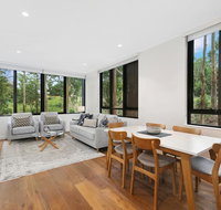 Stylish lux home with hotel grade cleanliness - Accommodation Tasmania