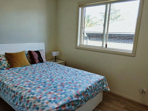 Stylish Private Bathroom-Luxurious Modern Big Home - Accommodation Tasmania 0
