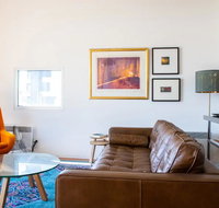 Stylish Warehouse Convert 2 Bedroom Apartment - Accommodation Tasmania
