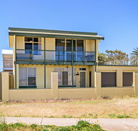 Sun and Fun - Accommodation Tasmania