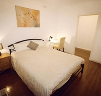 Sunny House - Melbourne Airport Home - Accommodation Tasmania