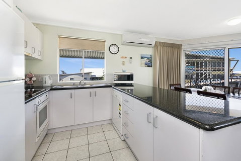 Surfcomber On The Beach - Accommodation Tasmania 2