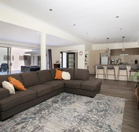 Swanway - Pet Friendly - 10 Min Walk to Beach - Accommodation Tasmania