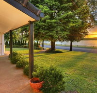 Tara Downs on Lake Albert - Accommodation Tasmania
