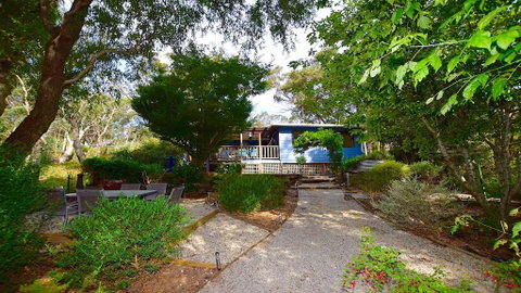 Teach Na Cairde - House Of Friends - Accommodation Tasmania 0