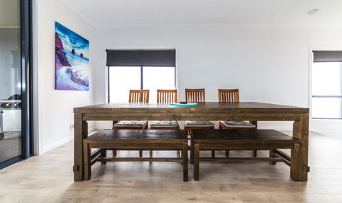 Tee Two On Troon - 21/30 Troon Drive - Accommodation Tasmania 2