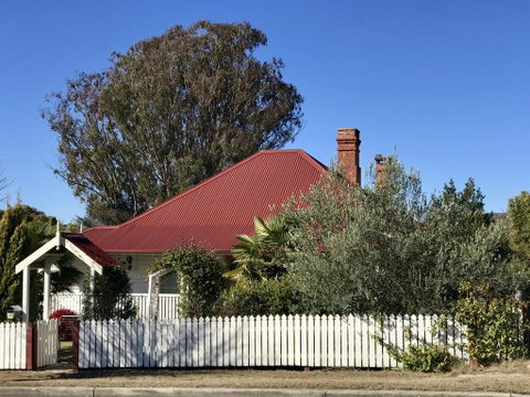Tenterfield Historic C1895 Cottage - Accommodation Tasmania 0