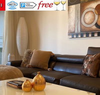 TERRACE LUX FULLY AIR 2 CAR FREE NETFLIX WIFI WINE - Accommodation Tasmania