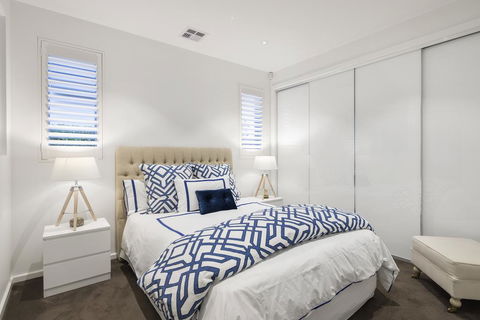 The Aston - Accommodation Tasmania 1
