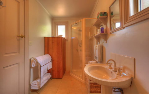 Ellie\'s Cottages - Accommodation Tasmania 17