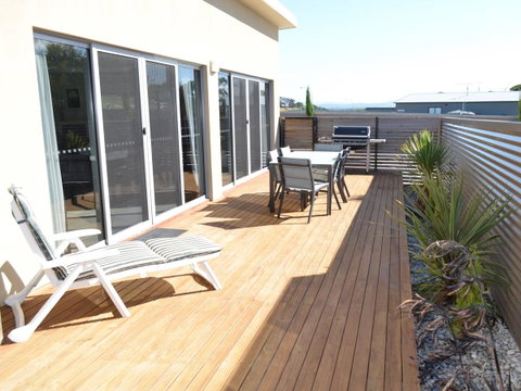 170 Hazards View - Unit 1 - Accommodation Tasmania 0