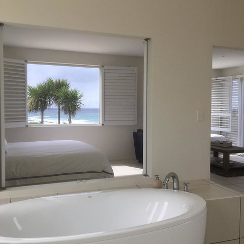 Saltwater - Absolute Oceanfront, Hot Tubs, Sauna, Fire Pits - Accommodation Tasmania 29