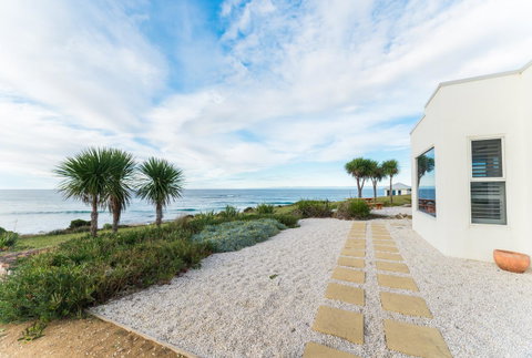 Saltwater - Absolute Oceanfront, Hot Tubs, Sauna, Fire Pits - Accommodation Tasmania 22