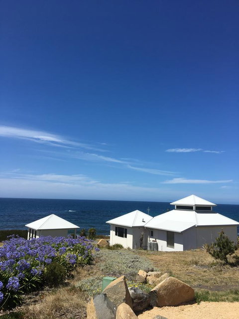Saltwater - Absolute Oceanfront, Hot Tubs, Sauna, Fire Pits - Accommodation Tasmania 1