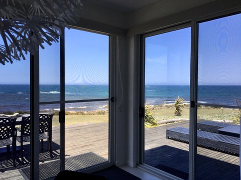 Saltwater - Absolute Oceanfront, Hot Tubs, Sauna, Fire Pits - Accommodation Tasmania 7